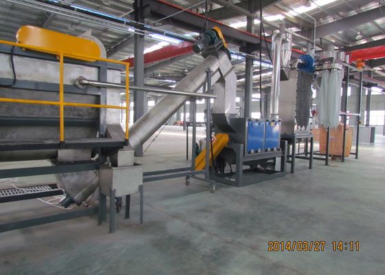 línea de reciclaje plástica de la máquina de la botella inútil del ANIMAL DOMÉSTICO 2000kg/h
