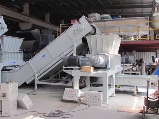 máquina doble inútil sólida de la trituradora del eje de 22*2kw 20rpm