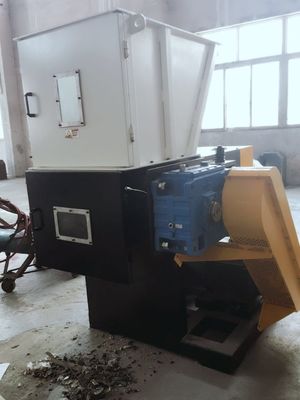 el ABS 500kg/h amontona la picadora de papel inútil plástica
