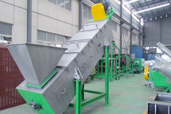 Lavadora de alta velocidad de la fricción 1500KG/H, línea de reciclaje plástica de la máquina sS304