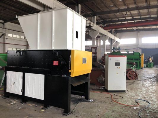 El PVC de la basura de Lianda amontona la sola máquina de la trituradora del eje
