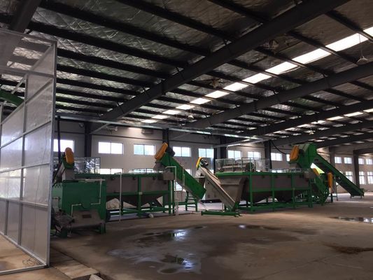 3000kg/h ACARICIAN la botella plástica que recicla las máquinas con el machacamiento del lavado