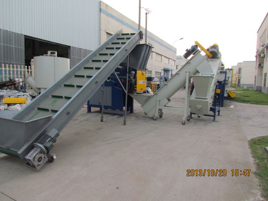 línea del fregado de las botellas 380V, lavadora de la película 300kg/H