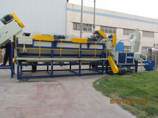 línea del fregado de las botellas 380V, lavadora de la película 300kg/H