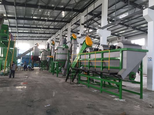 línea del lavado de la escama del animal doméstico de la botella del animal doméstico de 1000kg/H 2000kg/H